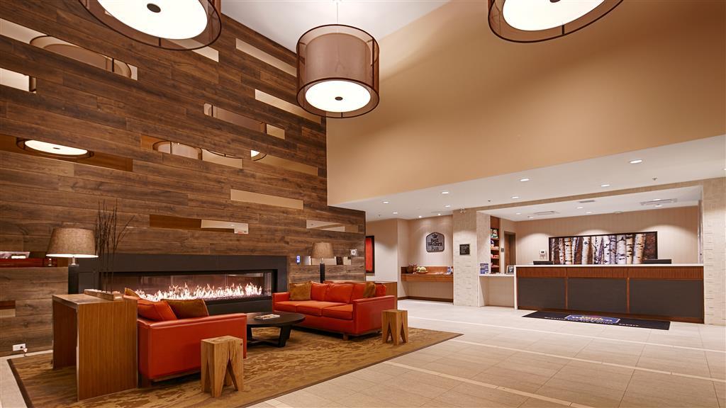 Mountain View Inn & Suites Sundre المظهر الداخلي الصورة