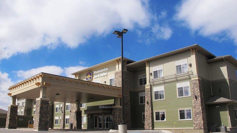 Mountain View Inn & Suites Sundre المظهر الخارجي الصورة