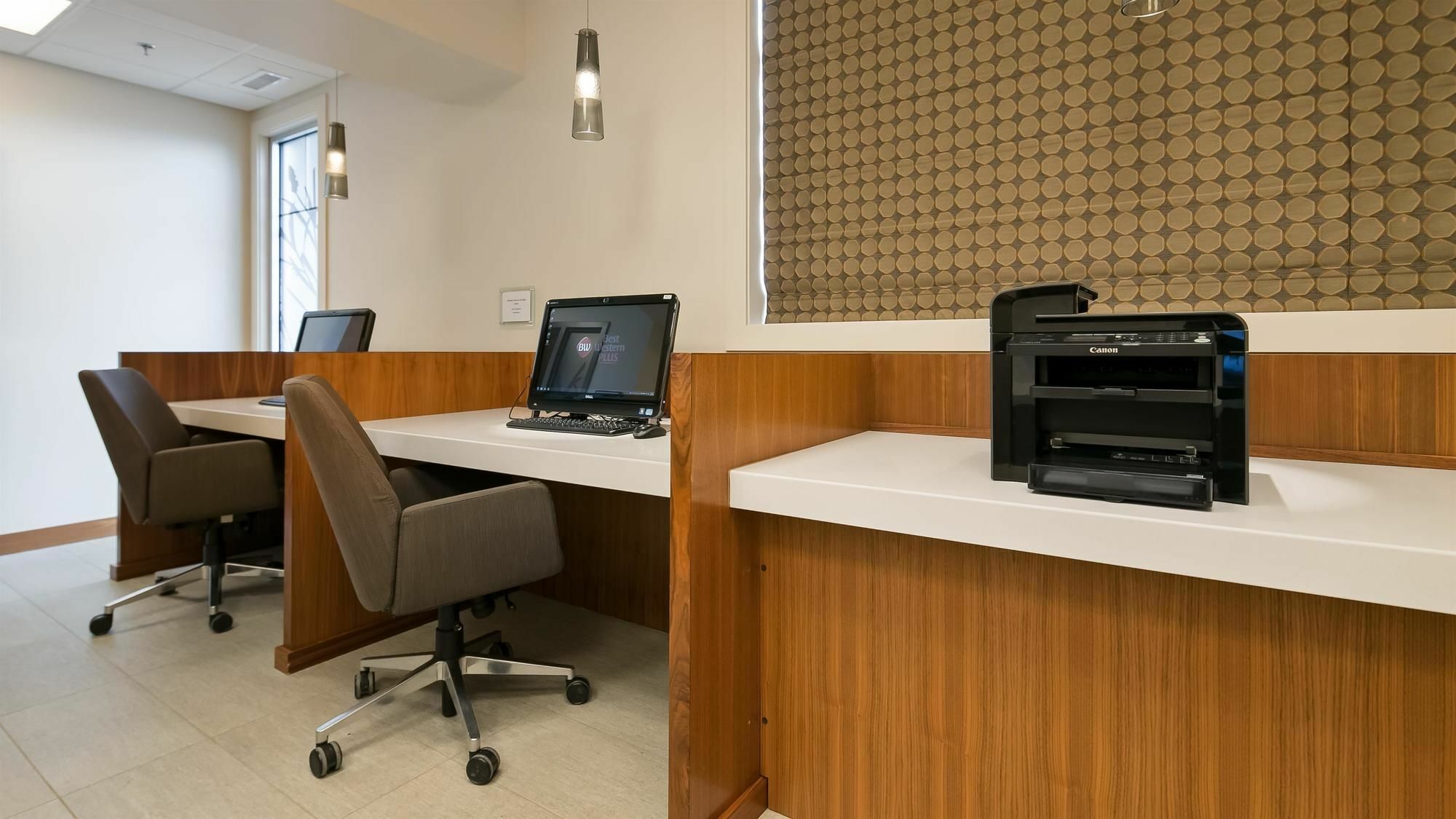 Mountain View Inn & Suites Sundre المظهر الخارجي الصورة